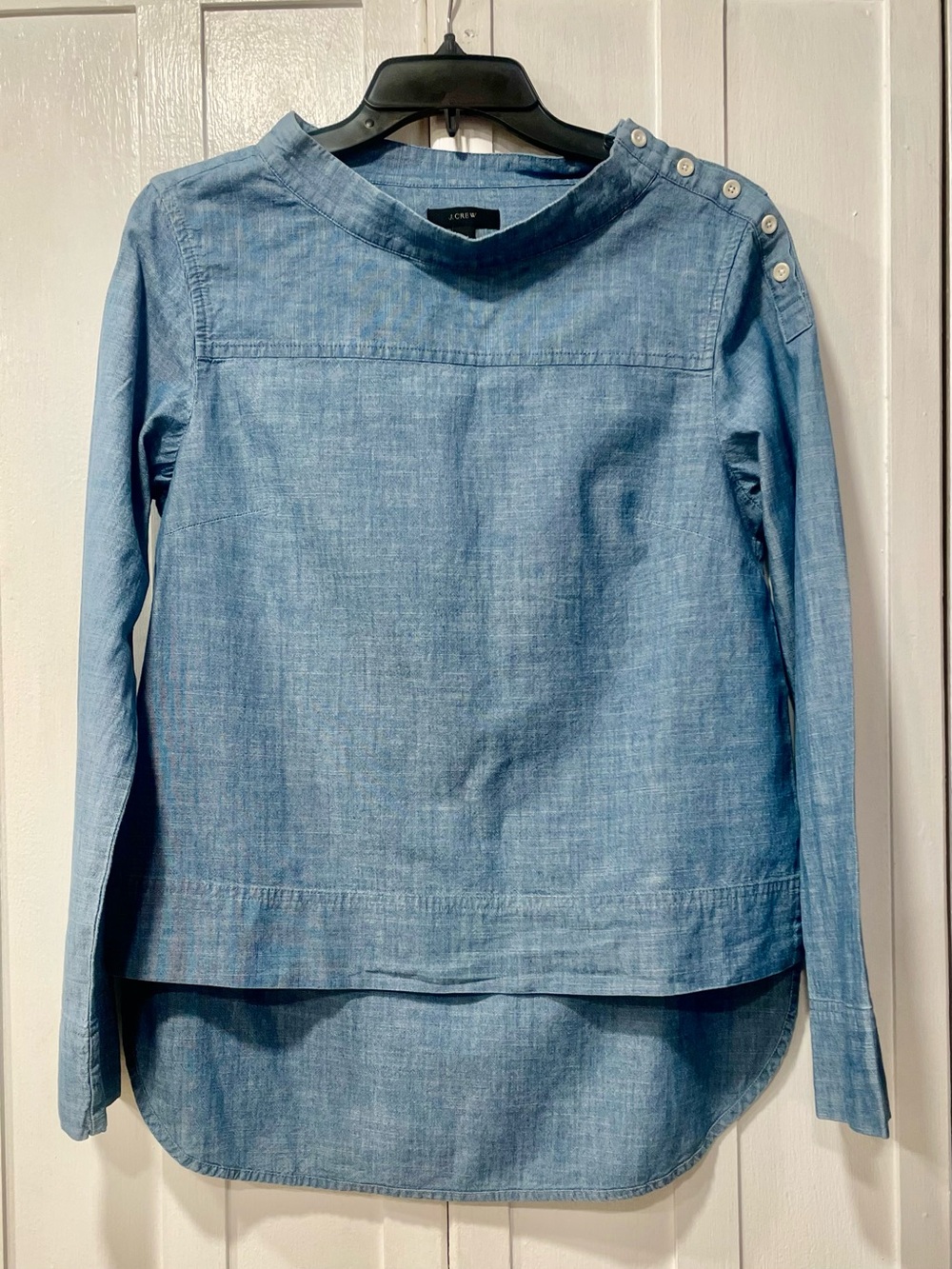 J.CREW 100% Cotton Chambray Button Shoulder High-Low Top Size 4